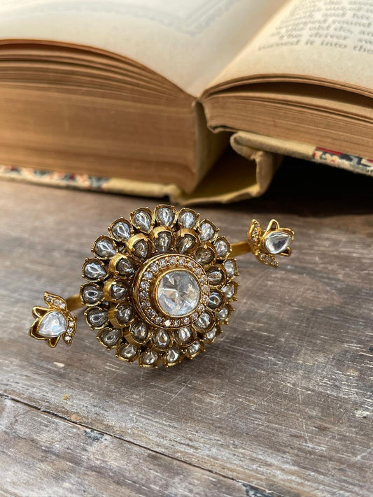 Saya Floral Polki Ring